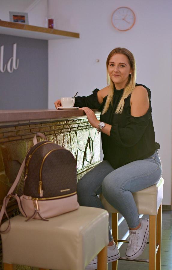 R.Gold Apartman Makó Εξωτερικό φωτογραφία