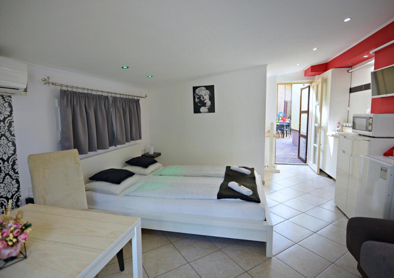 R.Gold Apartman Makó Εξωτερικό φωτογραφία