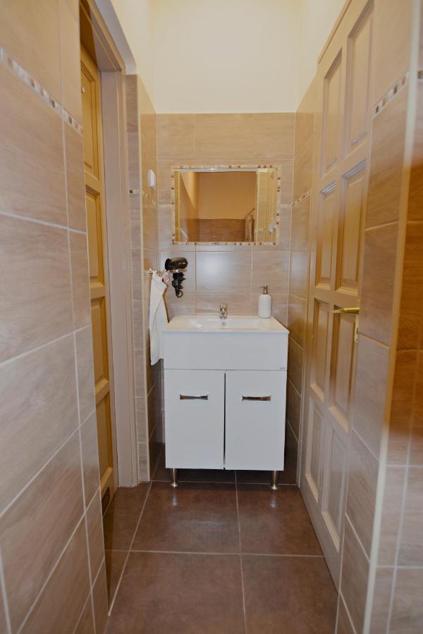 R.Gold Apartman Makó Εξωτερικό φωτογραφία