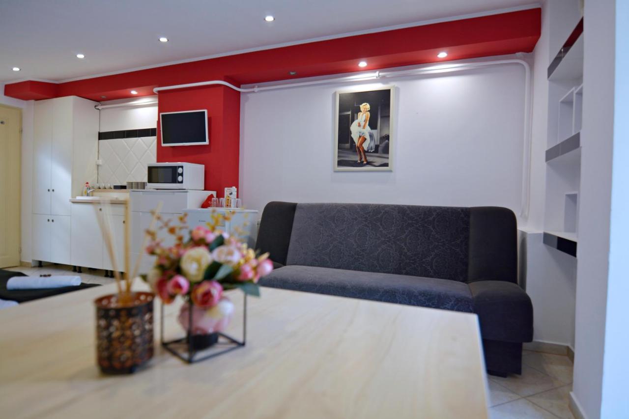 R.Gold Apartman Makó Εξωτερικό φωτογραφία